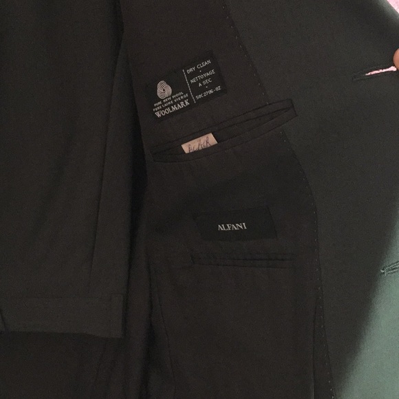 Alfani Men’s Gray Jacket and Pant Suit Set EUC - Picture 4 of 7